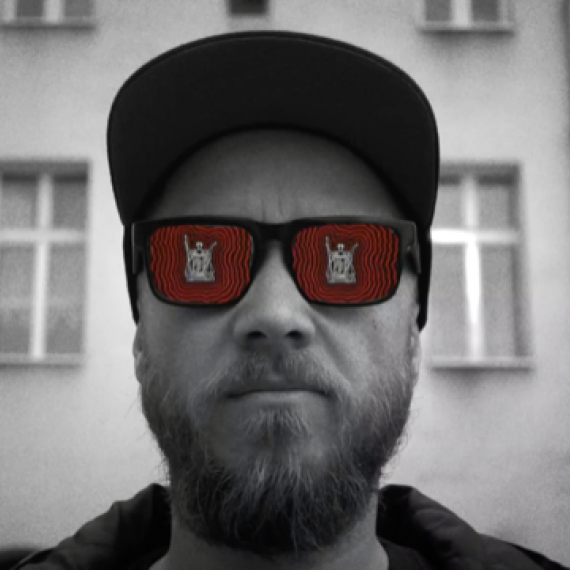 image-alternative