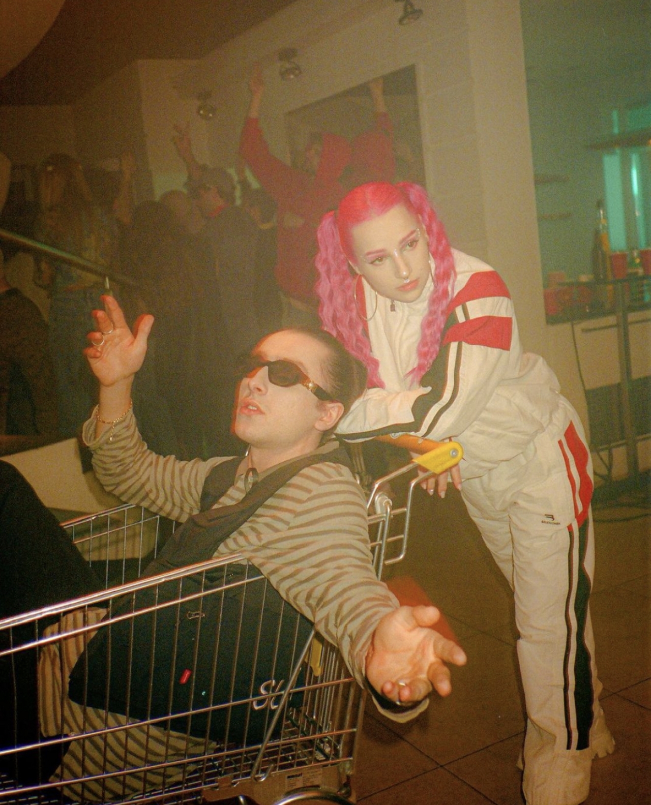 image-alternative