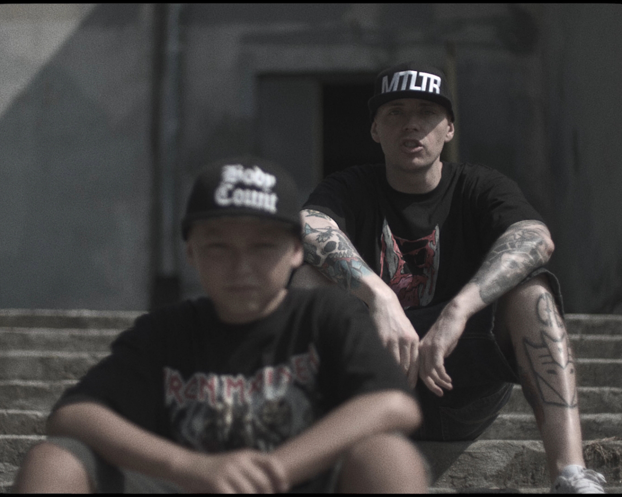 image-alternative